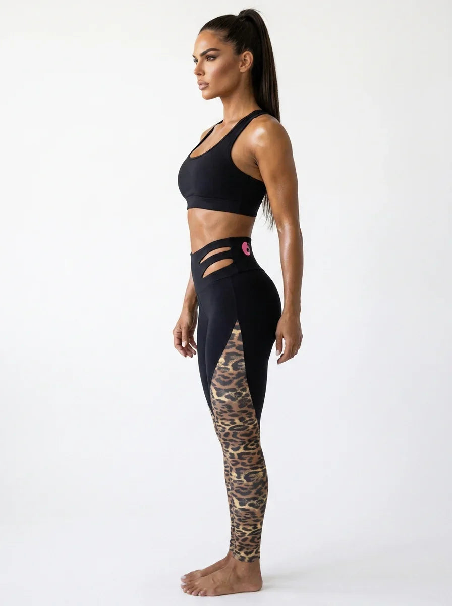 Show Stopper Black Cheetah on body side