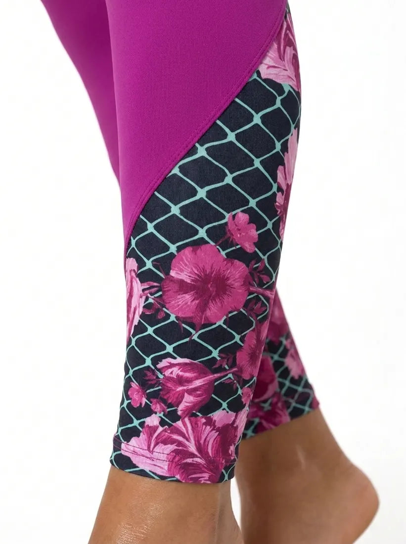 Show Stopper Magenta Rose panel detail