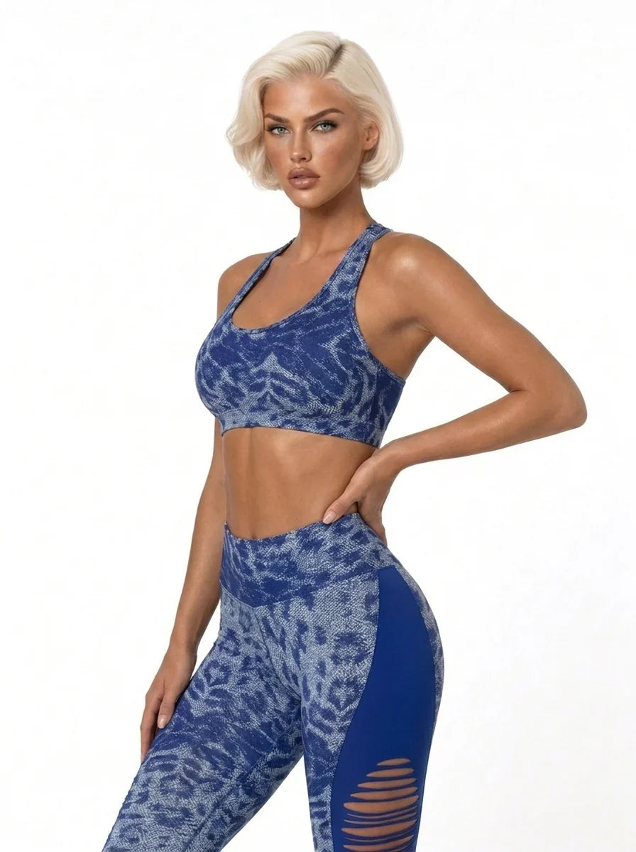The Ribbed Legging Blue Cheetah side slash detail